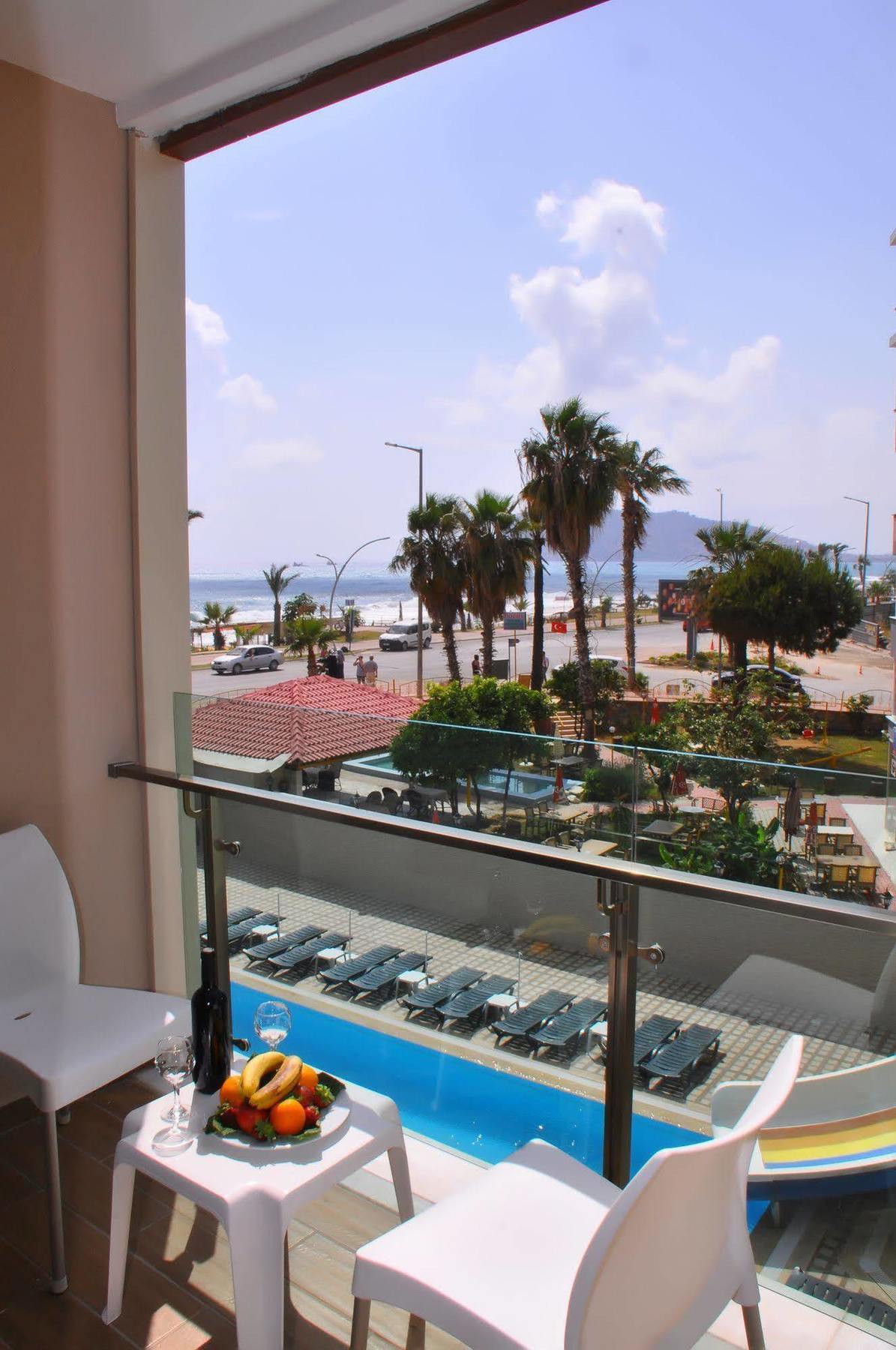 Grand Bayar Beach Hotel Alanya Bagian luar foto