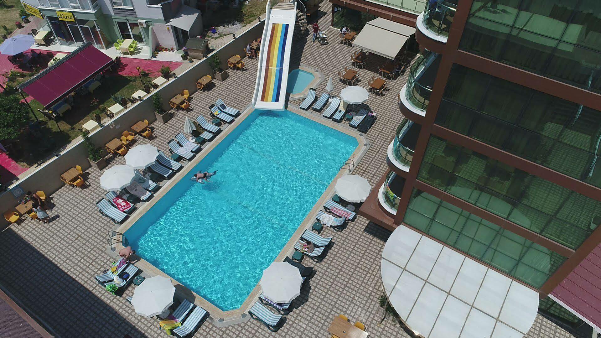 Grand Bayar Beach Hotel Alanya Bagian luar foto
